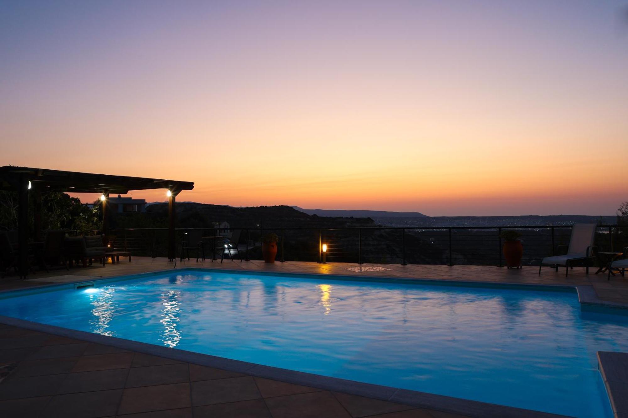 Roussa Village * Sitia